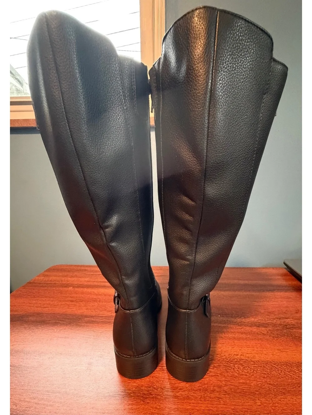 Journee Collection Yasmina Knee High Casual boot size 9